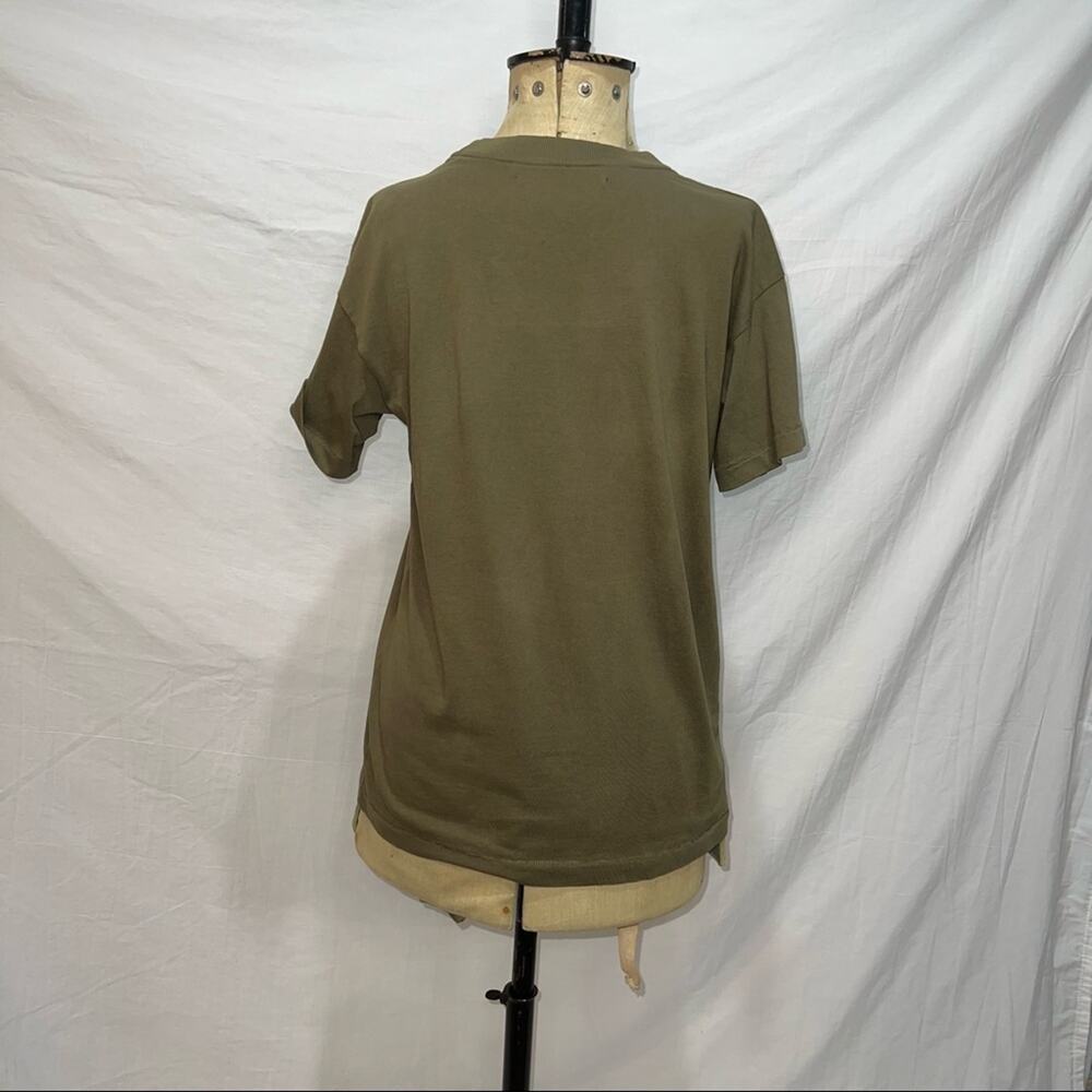 Landing Base Visitor on Earth Short Sleeve Tee Olive in XS - Picture 2 of 3